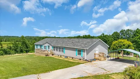 2657 Oak Grove Road Red Boiling Springs TN 37150