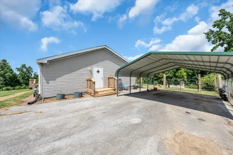 2657 Oak Grove Road Red Boiling Springs TN 37150