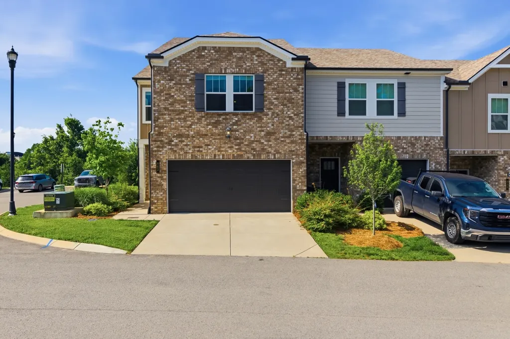 862 Longleaf Lane Columbia TN 38401