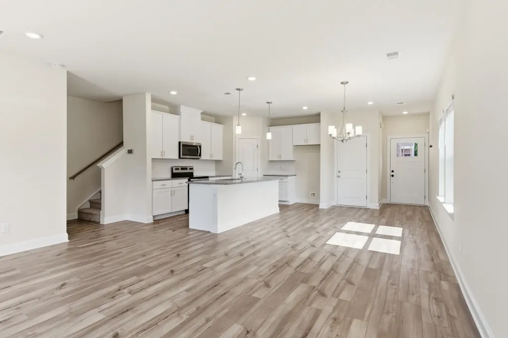 862 Longleaf Lane Columbia TN 38401