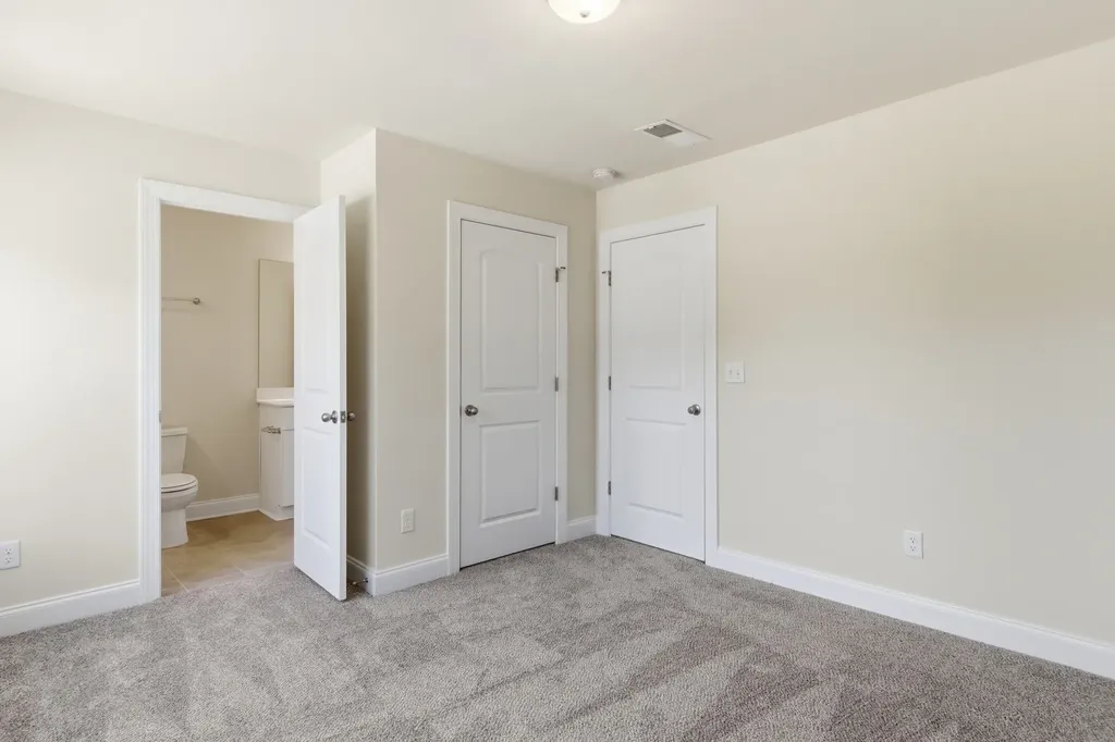 862 Longleaf Lane Columbia TN 38401