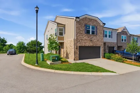 862 Longleaf Lane Columbia TN 38401