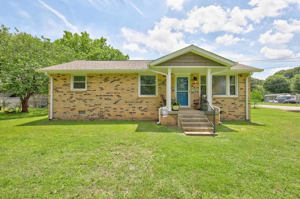 135 Irvin Road La Vergne TN 37086