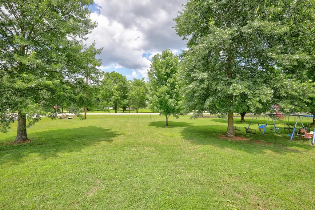 135 Irvin Road La Vergne TN 37086