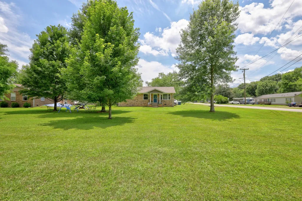 135 Irvin Road La Vergne TN 37086