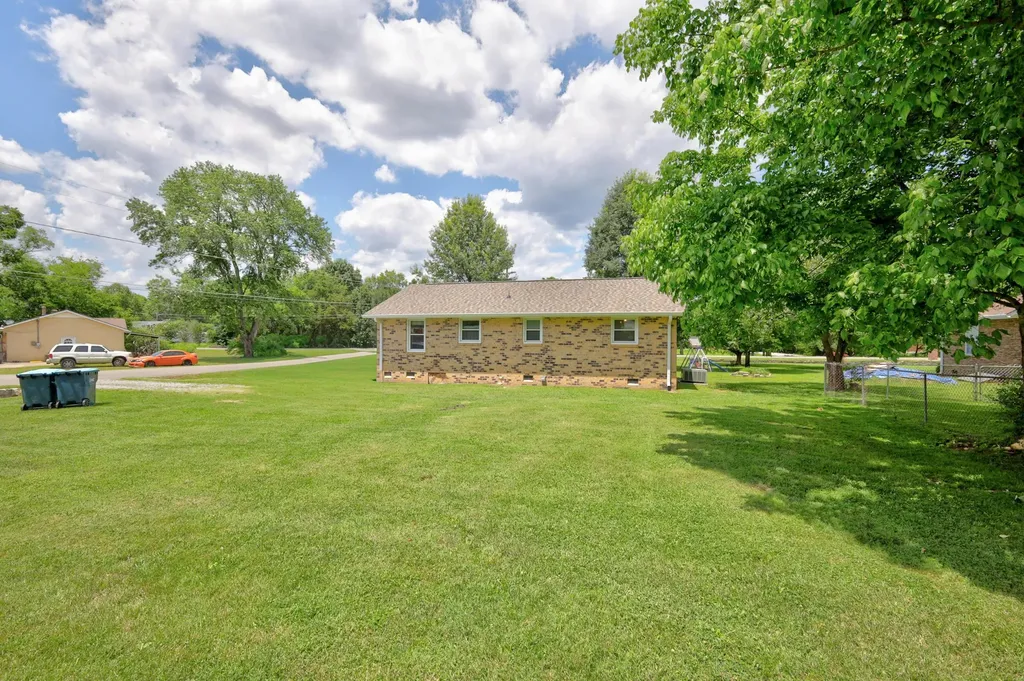 135 Irvin Road La Vergne TN 37086