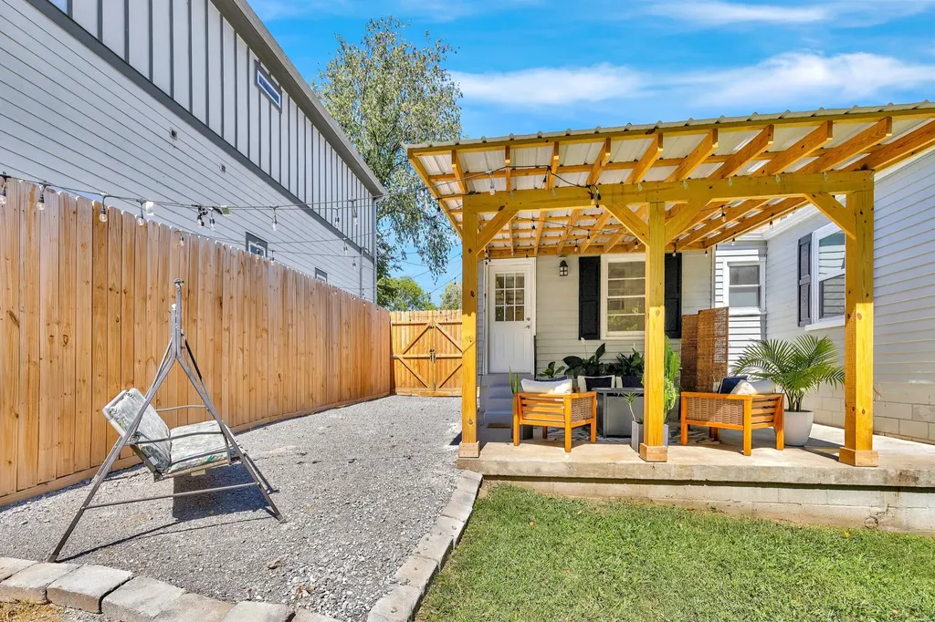 1002 Dew Street Nashville TN 37206