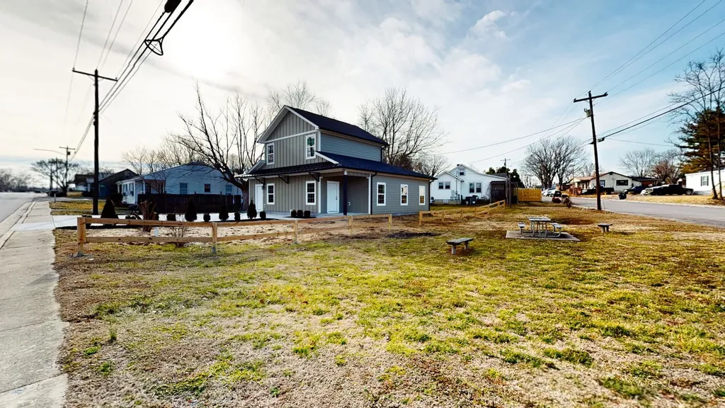 613 Short Mt Street Smithville TN 37166