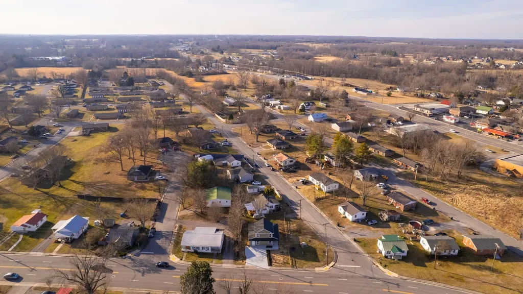 613 Short Mt Street Smithville TN 37166