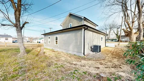 613 Short Mt Street Smithville TN 37166