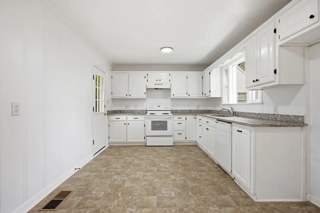 406 Pickens Lane Columbia TN 38401