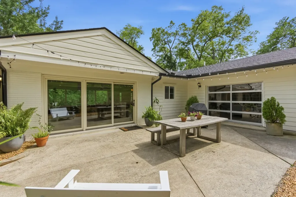6534 Melinda Drive Nashville TN 37205