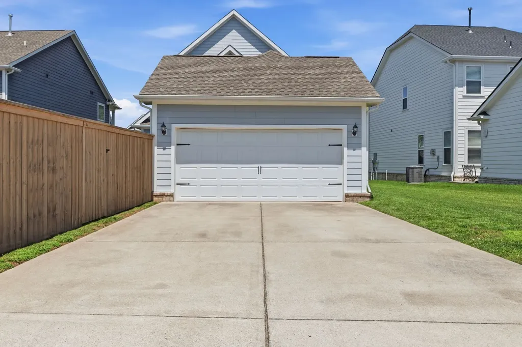 3235 Vinemont Drive Thompsons Station TN 37179
