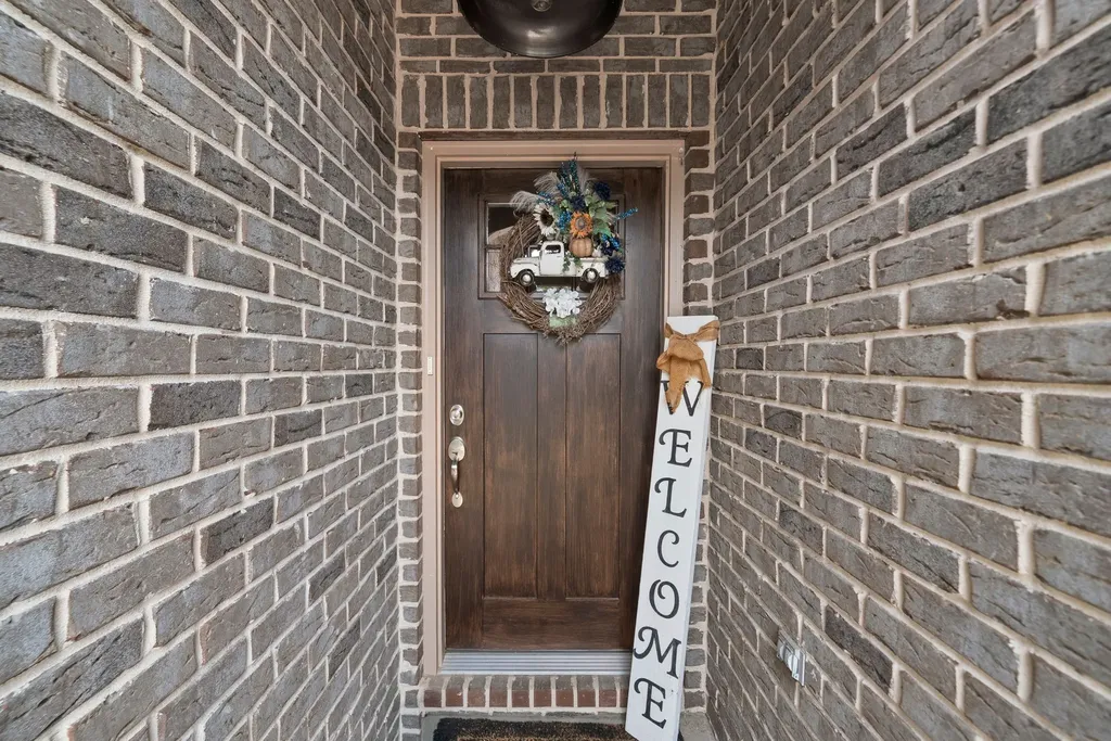 105 Grayson Lane White House TN 37188