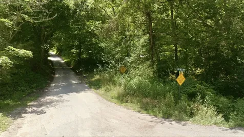 6829 Old Mill Creek Road Nunnelly TN 37137