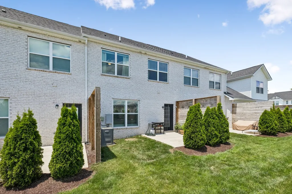 1409 Vanner Court Gallatin TN 37066
