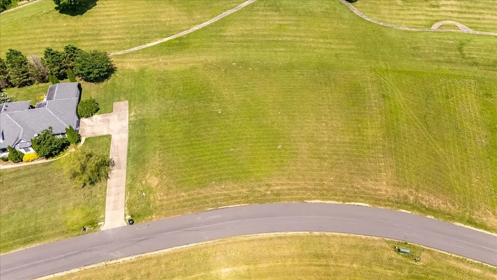 0 Fairway Circle Loretto TN 38469