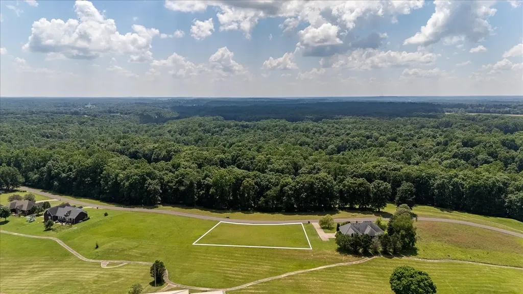 0 Fairway Circle Loretto TN 38469