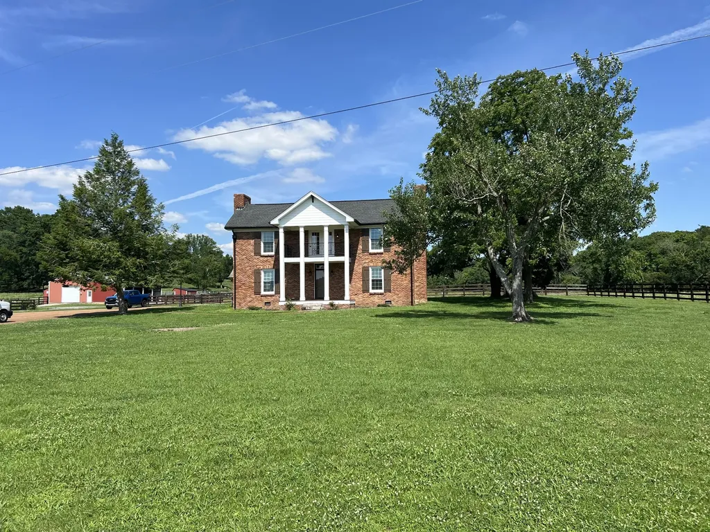 290 Kirk Lane Gallatin TN 37066