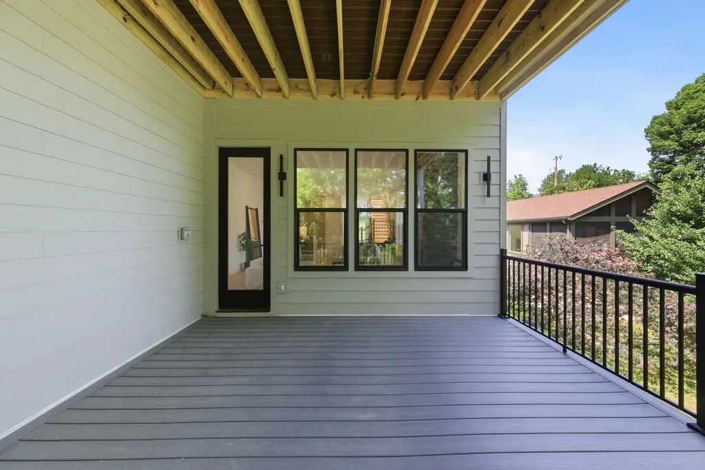 2505 Barclay Drive Nashville TN 37206