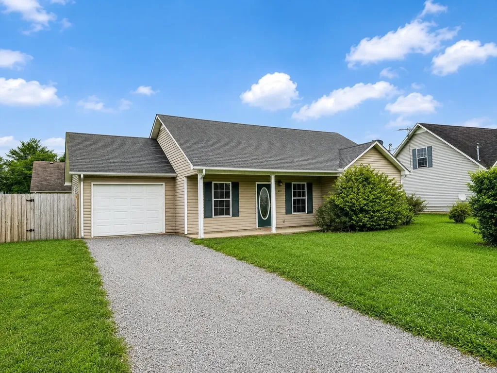 103 Stonefield Circle Shelbyville TN 37160
