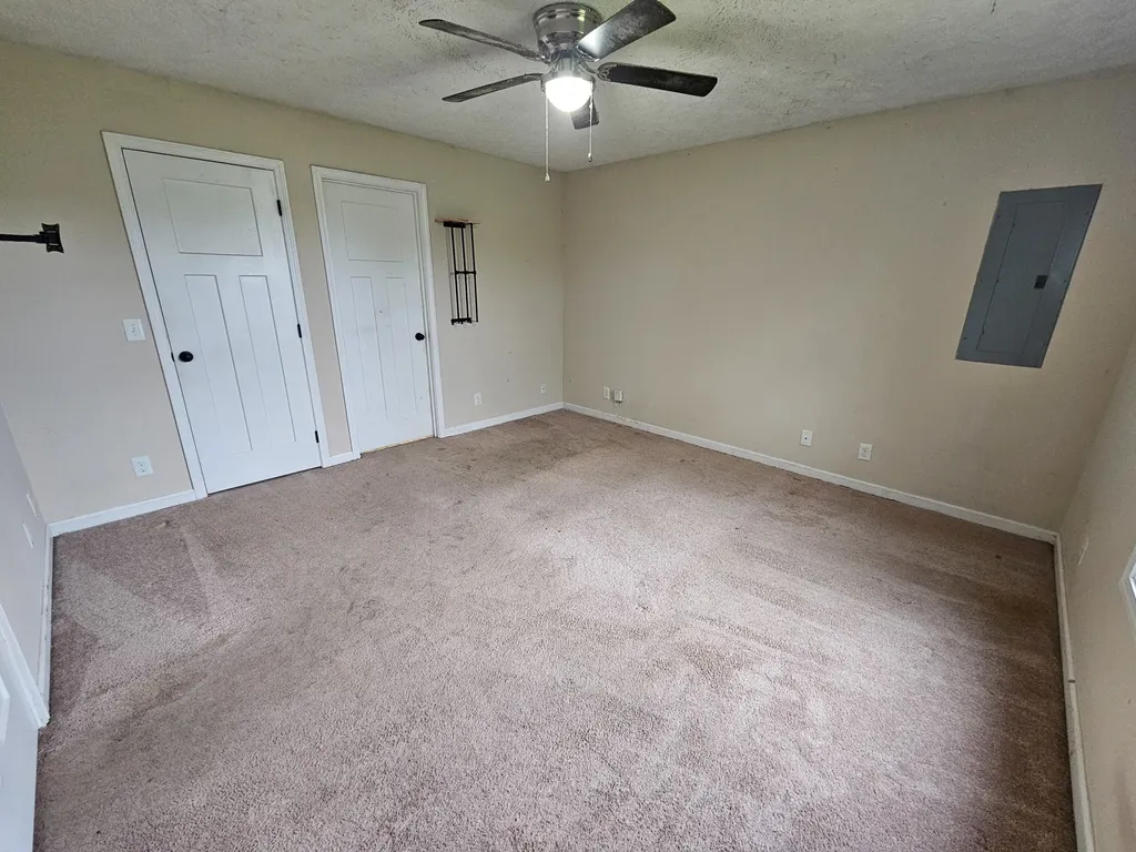 103 Stonefield Circle Shelbyville TN 37160
