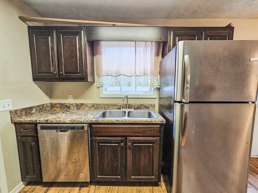 103 Stonefield Circle Shelbyville TN 37160