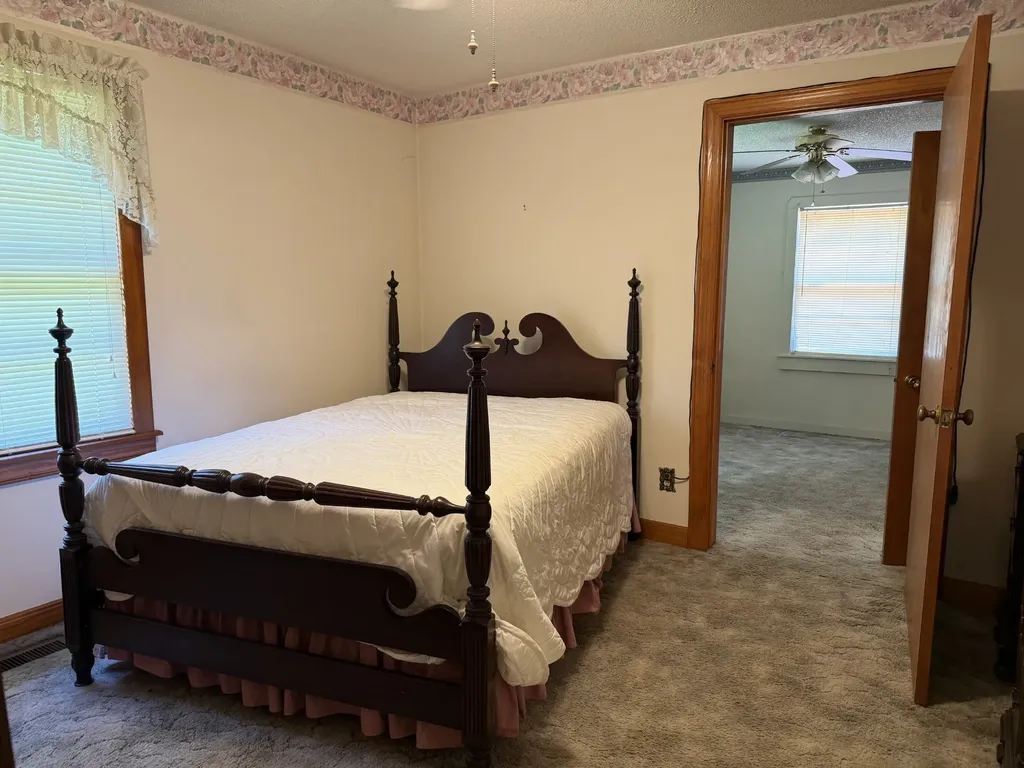 804 W Main Street Mcminnville TN 37110