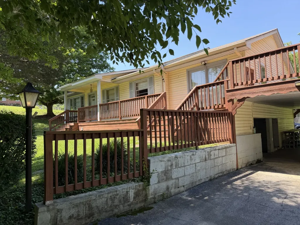804 W Main Street Mcminnville TN 37110