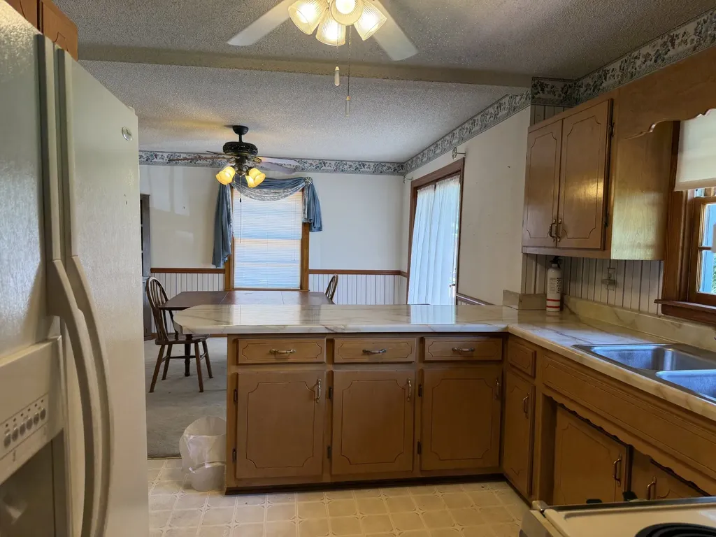 804 W Main Street Mcminnville TN 37110