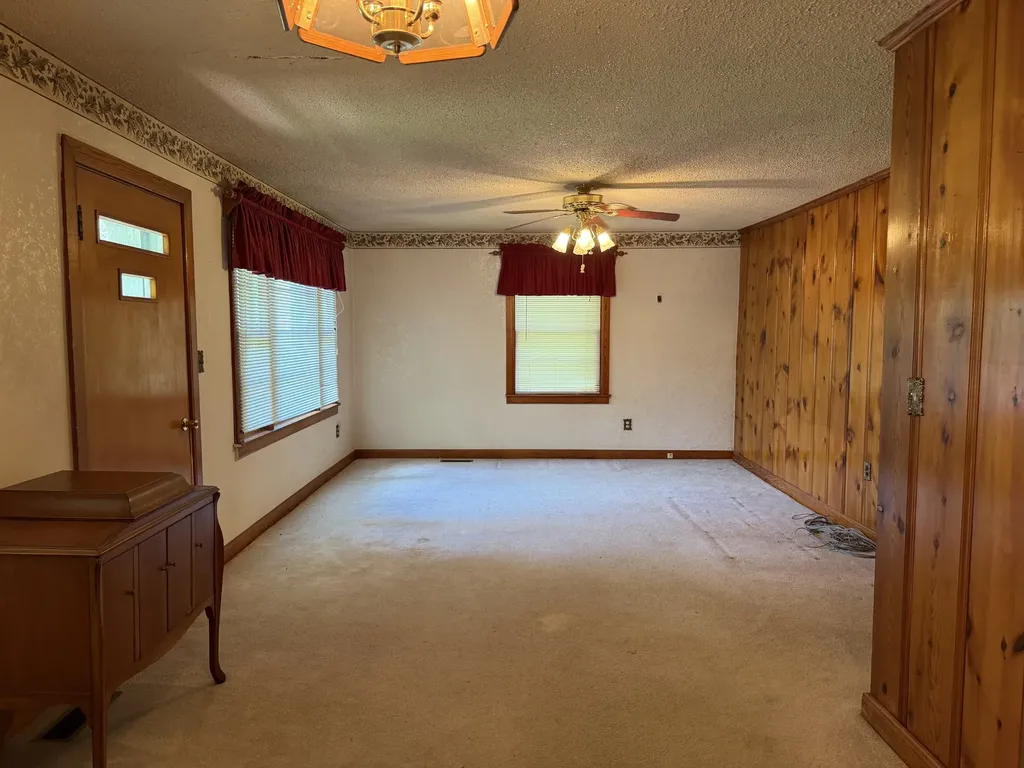 804 W Main Street Mcminnville TN 37110