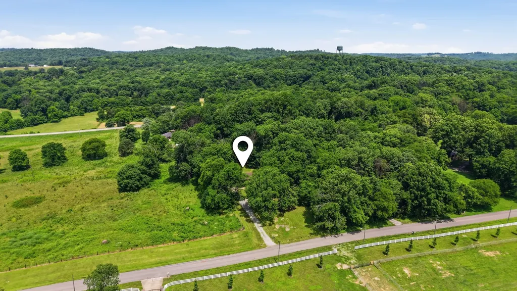1040 Old Fayetteville Highway Lynchburg TN 37352