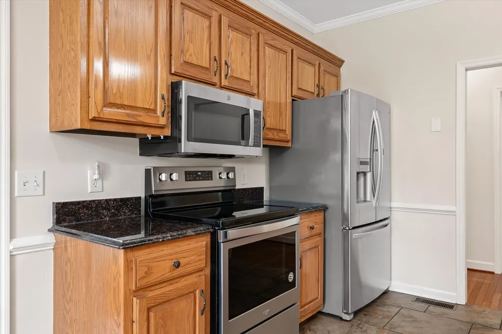 1046 Robertson Road Gallatin TN 37066