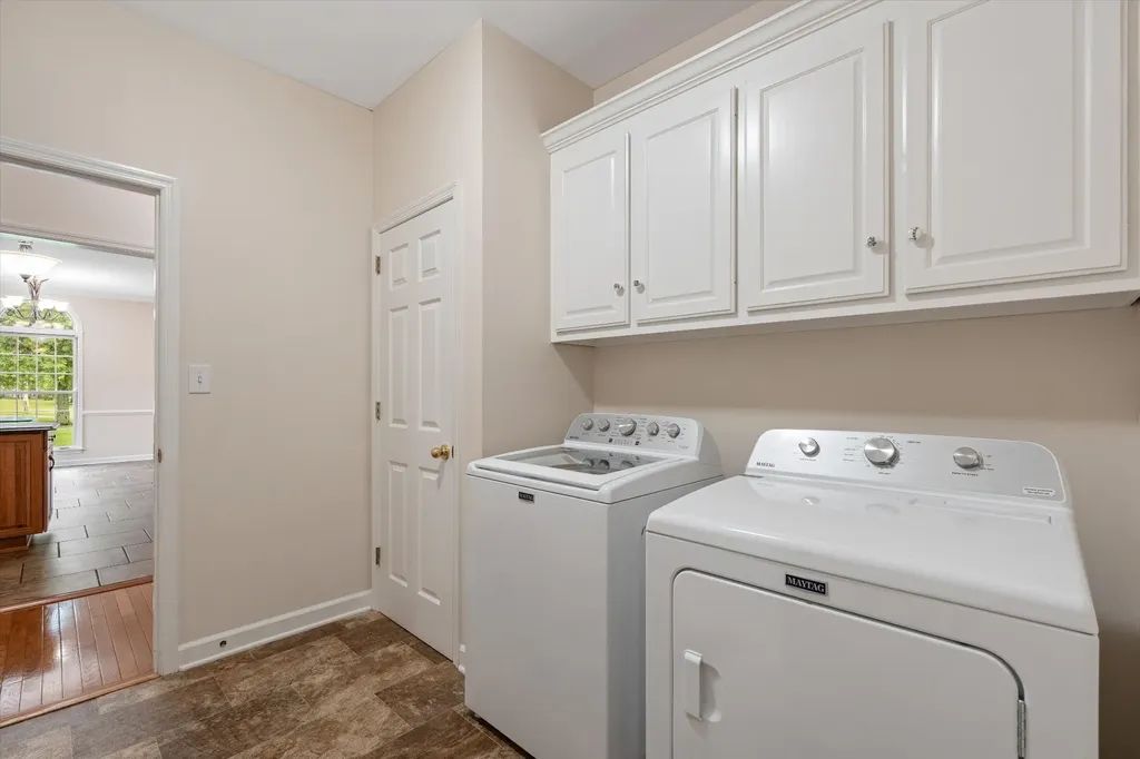 1046 Robertson Road Gallatin TN 37066