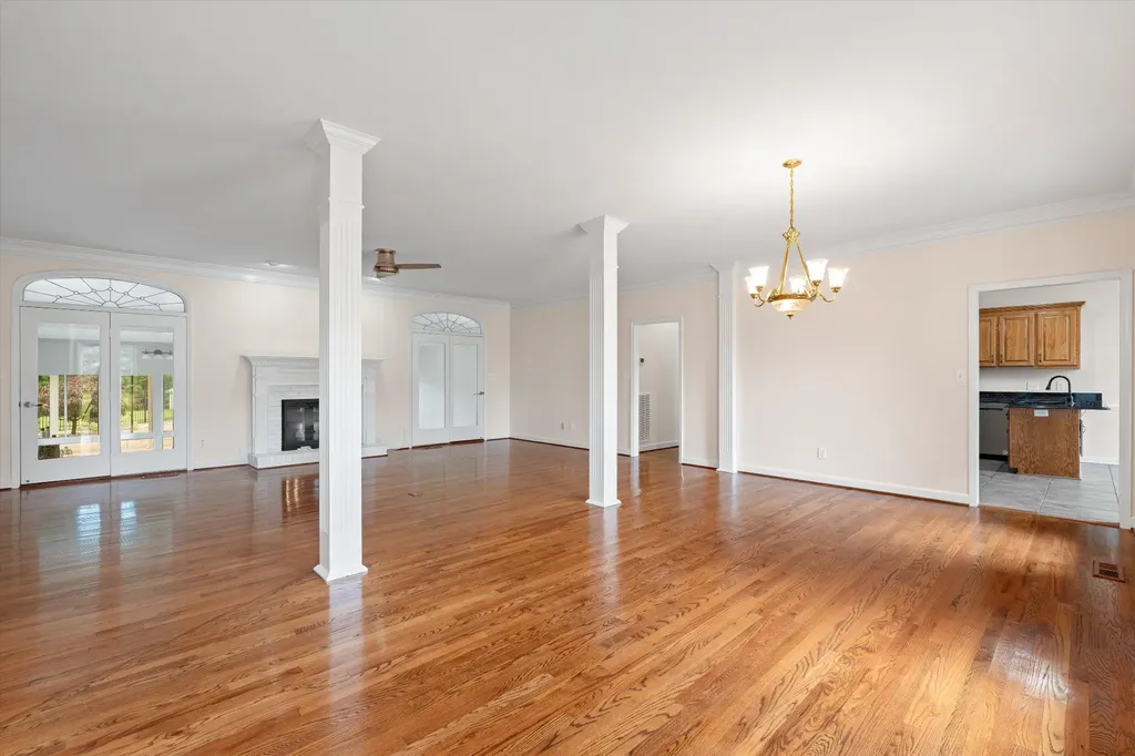 1046 Robertson Road Gallatin TN 37066