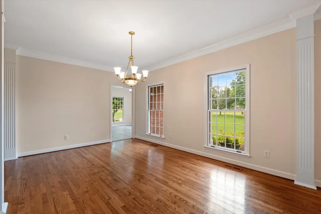 1046 Robertson Road Gallatin TN 37066