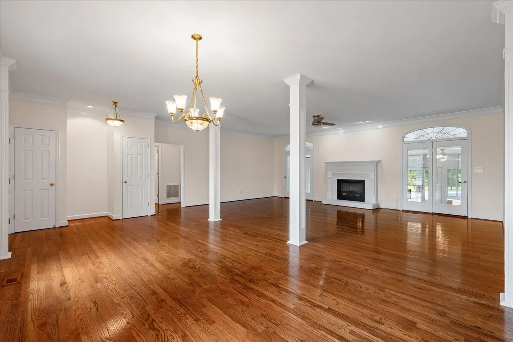 1046 Robertson Road Gallatin TN 37066