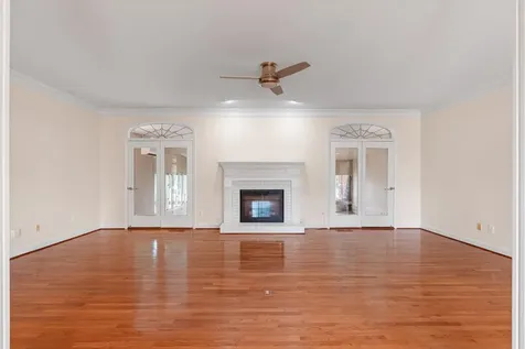 1046 Robertson Road Gallatin TN 37066
