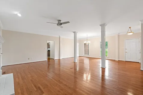 1046 Robertson Road Gallatin TN 37066