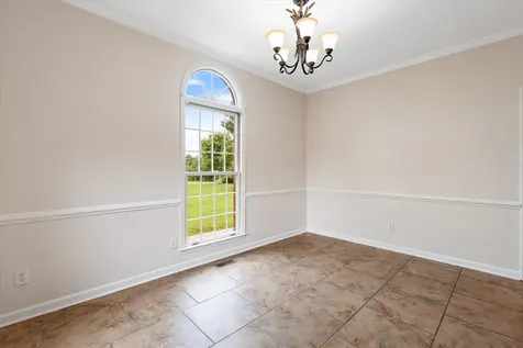 1046 Robertson Road Gallatin TN 37066
