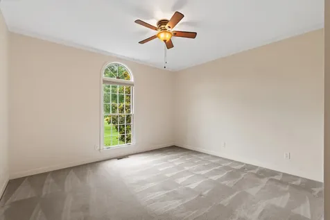 1046 Robertson Road Gallatin TN 37066