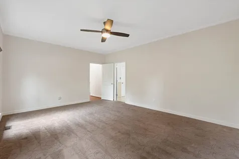 1046 Robertson Road Gallatin TN 37066