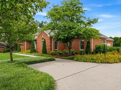 1046 Robertson Road Gallatin TN 37066
