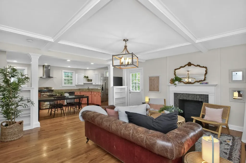 1215 Boscobel Street Nashville TN 37206