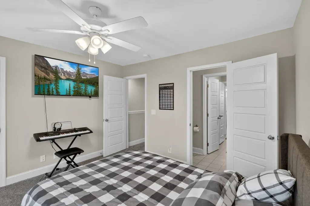216 Drayton Drive Clarksville TN 37042