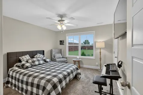 216 Drayton Drive Clarksville TN 37042