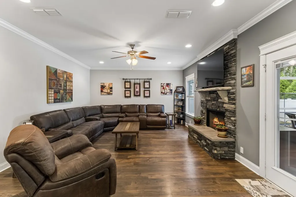 6026 Enclave Drive Murfreesboro TN 37128