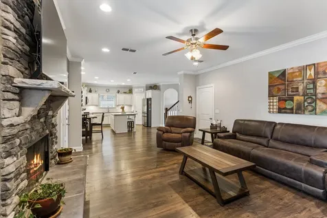 6026 Enclave Drive Murfreesboro TN 37128