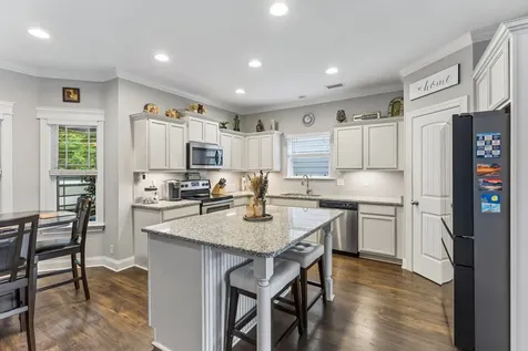 6026 Enclave Drive Murfreesboro TN 37128