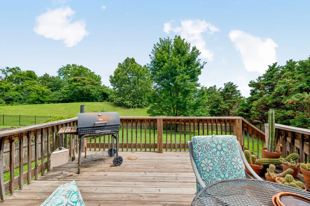 4404 Birdseye Court Hermitage TN 37076